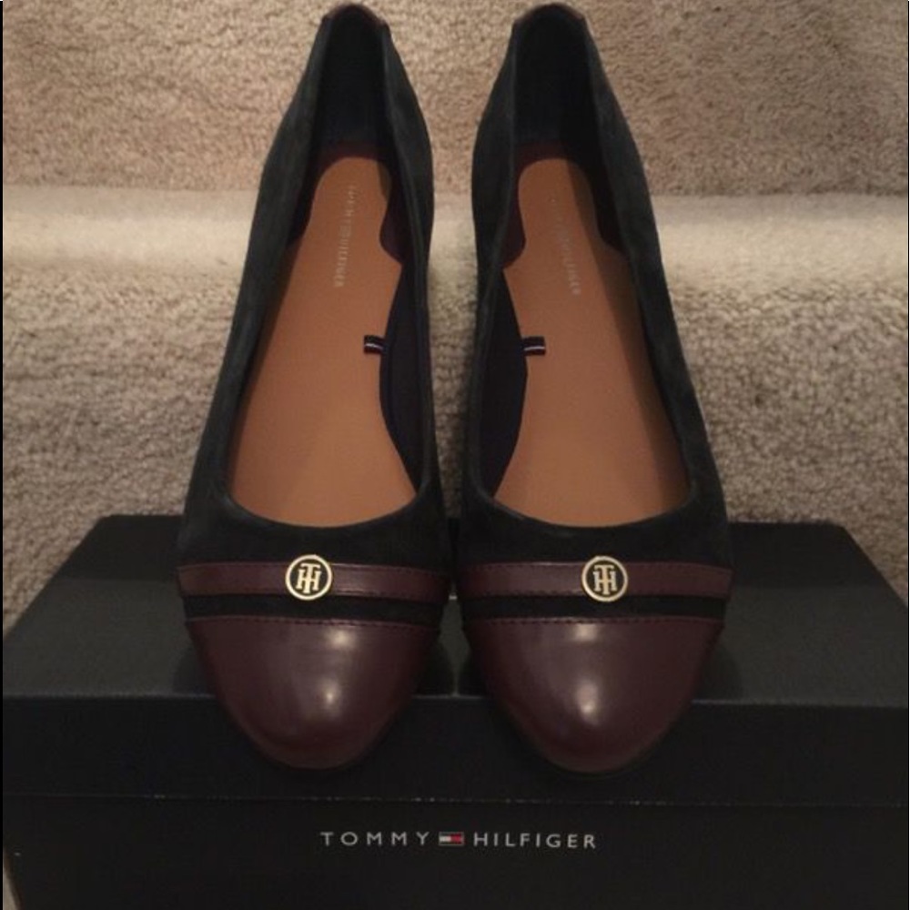 Tommy Hilfiger Dress Shoes